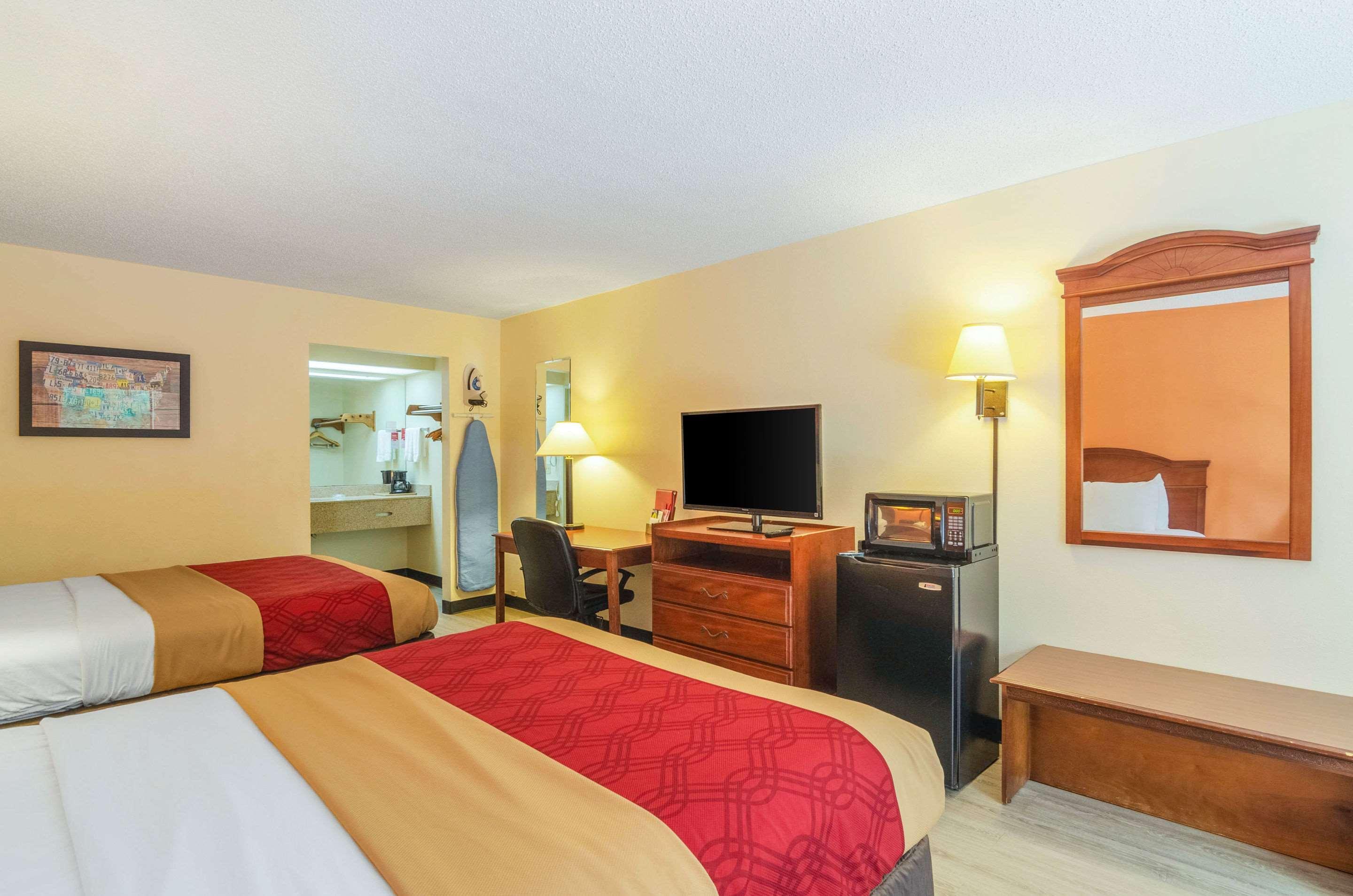 Econo Lodge Inn & Suites Gulfport Ngoại thất bức ảnh