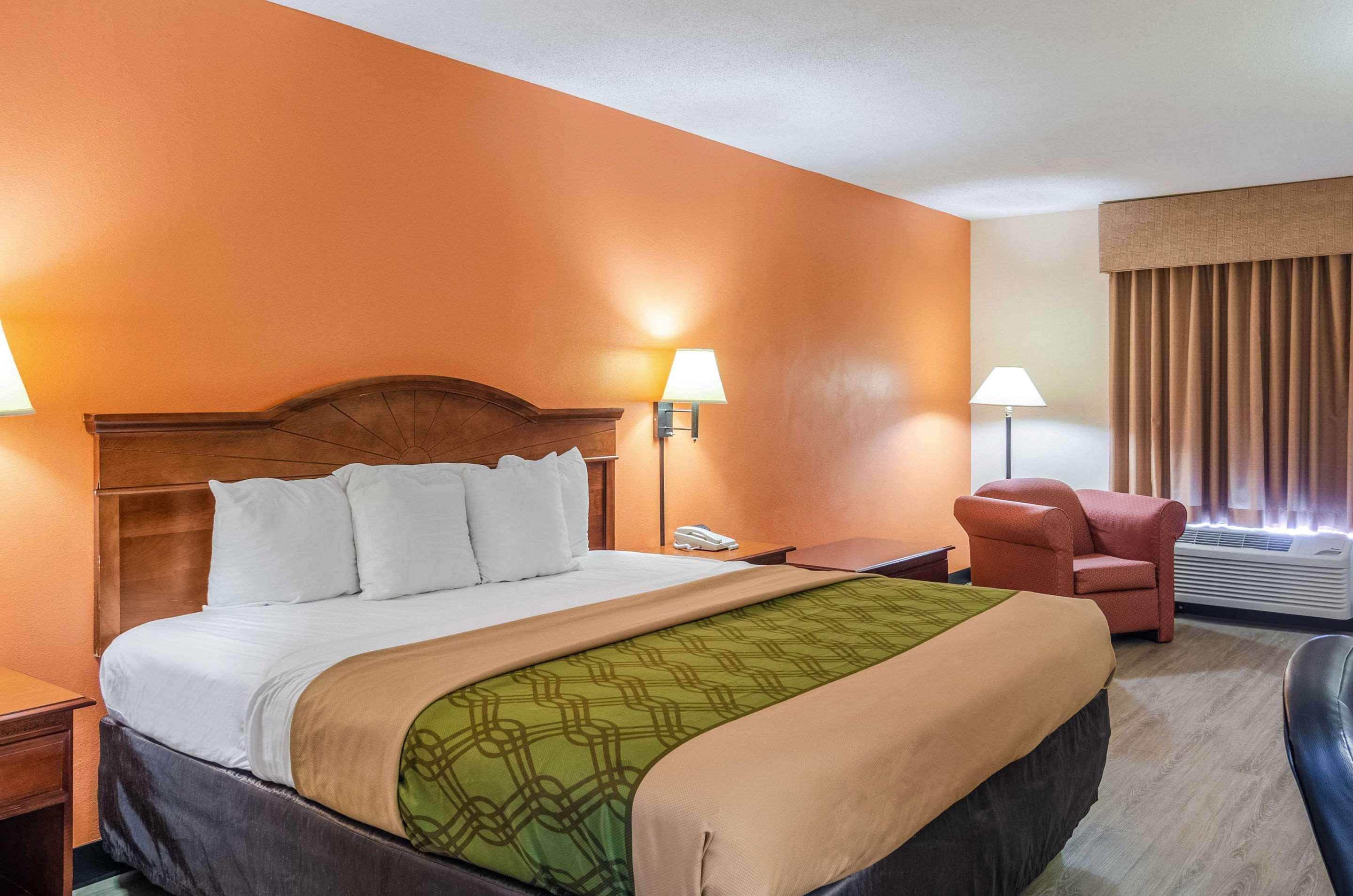 Econo Lodge Inn & Suites Gulfport Ngoại thất bức ảnh