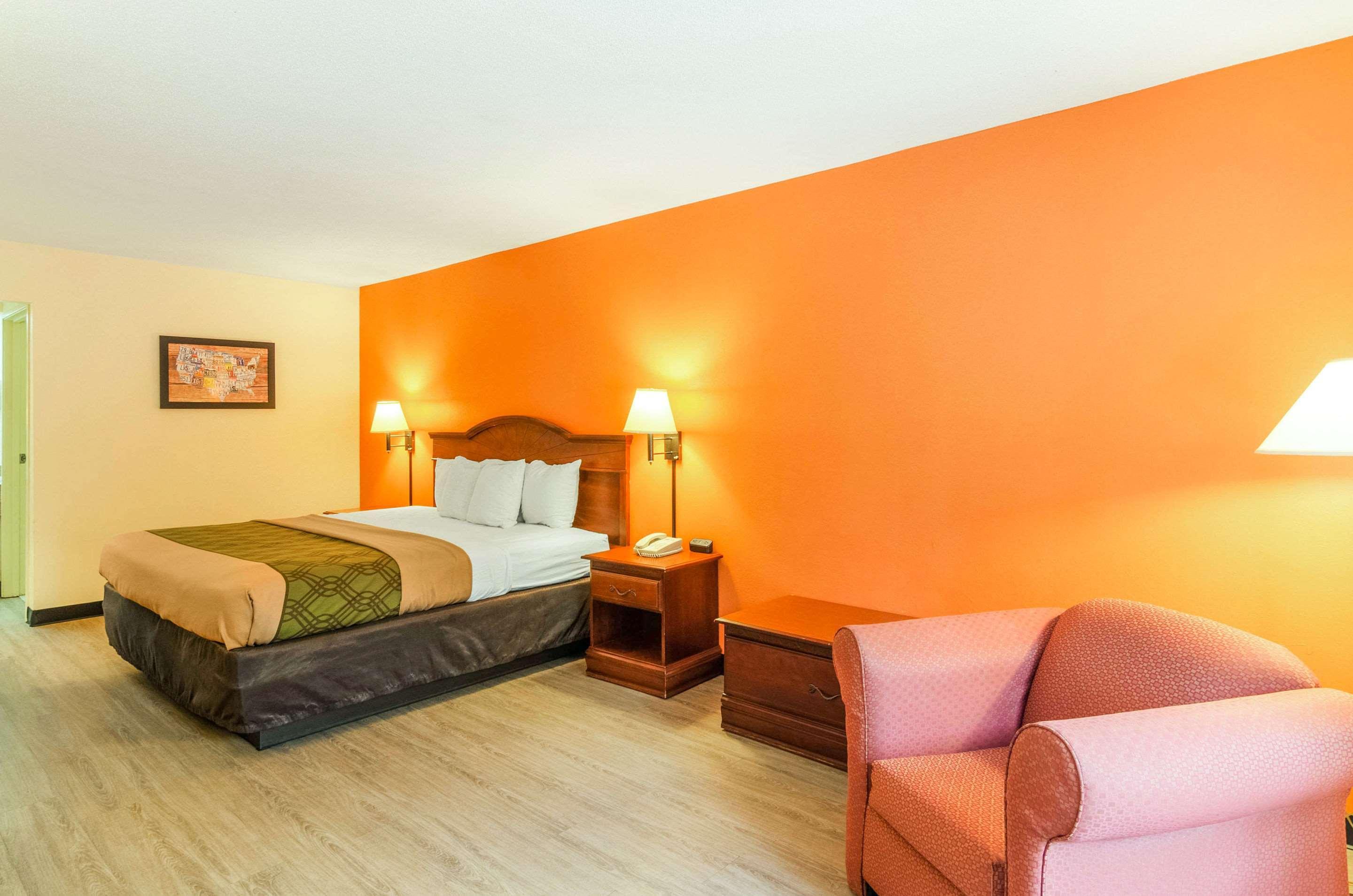 Econo Lodge Inn & Suites Gulfport Ngoại thất bức ảnh