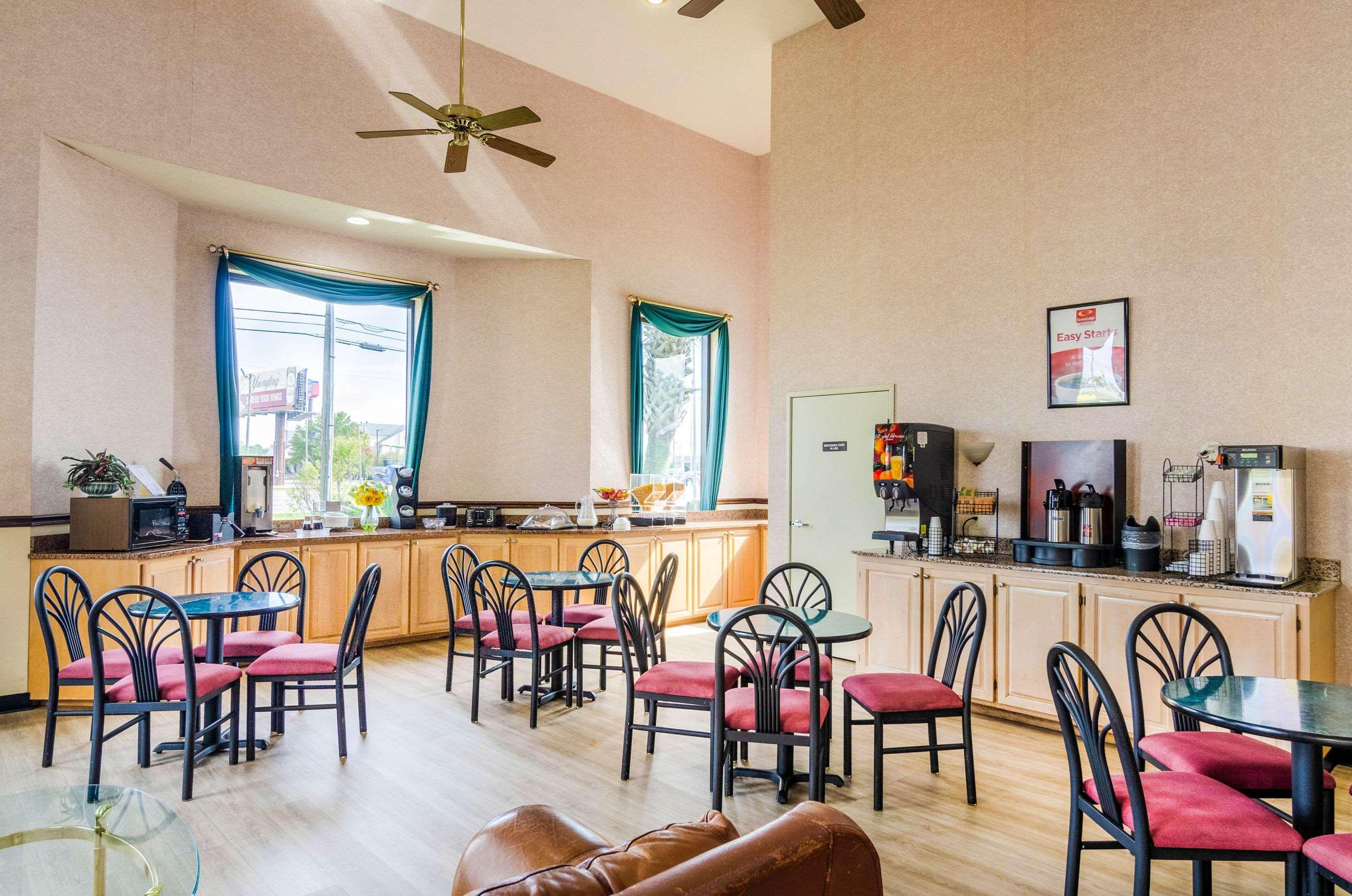 Econo Lodge Inn & Suites Gulfport Ngoại thất bức ảnh