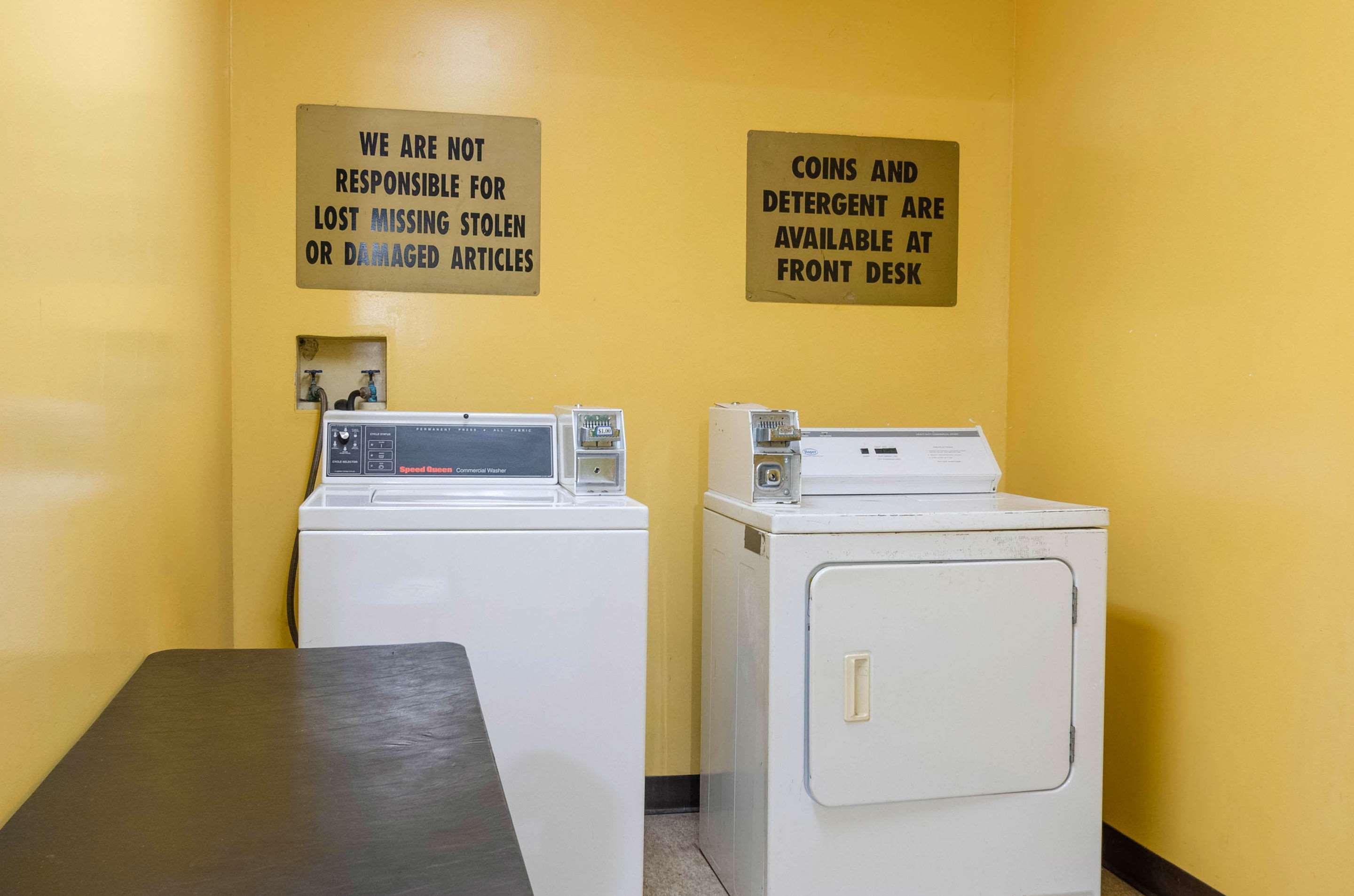 Econo Lodge Inn & Suites Gulfport Ngoại thất bức ảnh