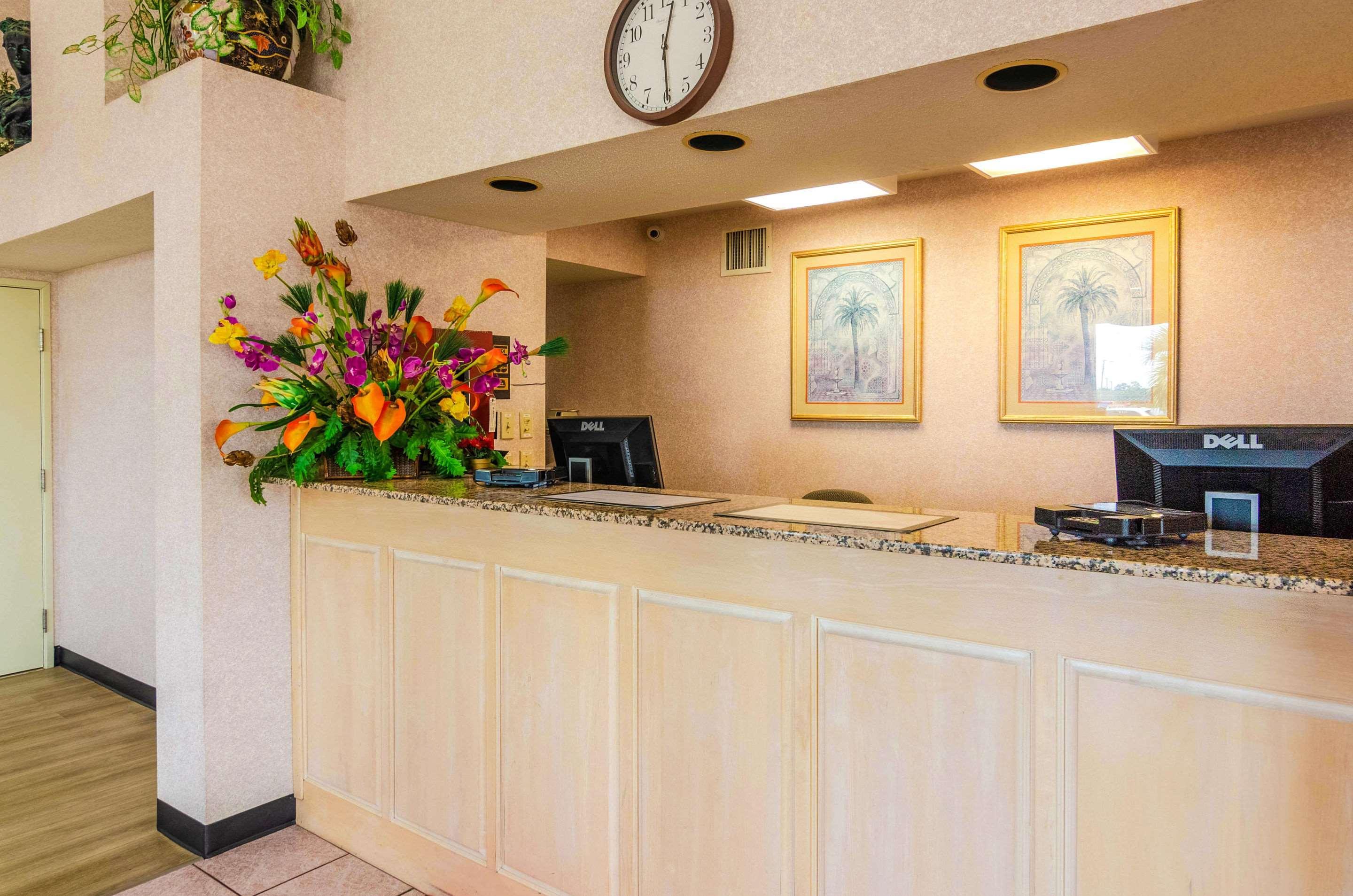 Econo Lodge Inn & Suites Gulfport Ngoại thất bức ảnh